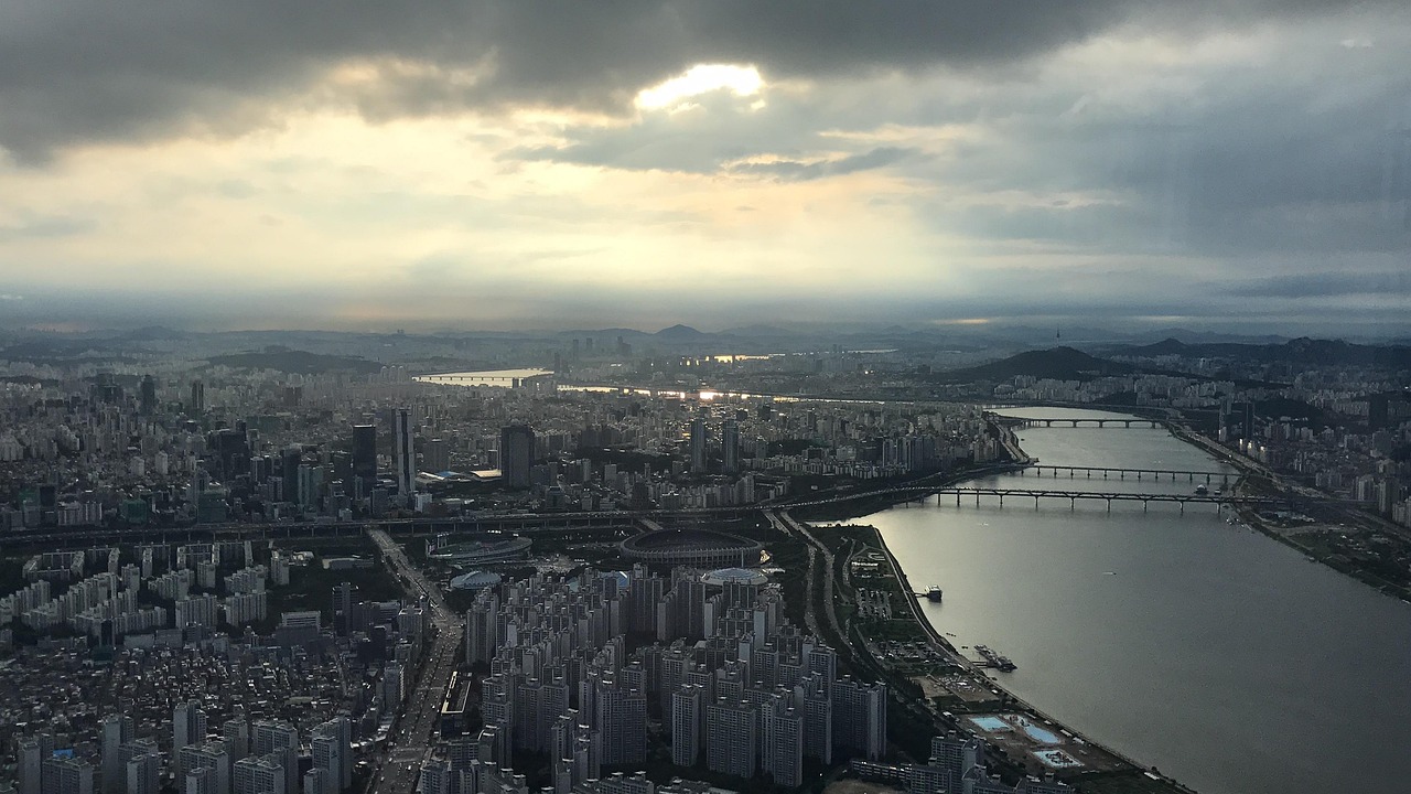 探索亚洲电影新高度，最新日韩电影大盘点