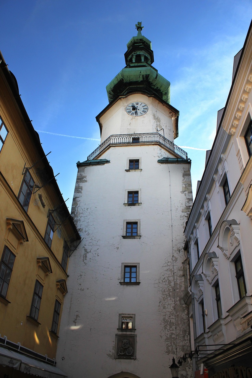 襄阳历史文化的繁荣与现代都市的崛起同步发展动态