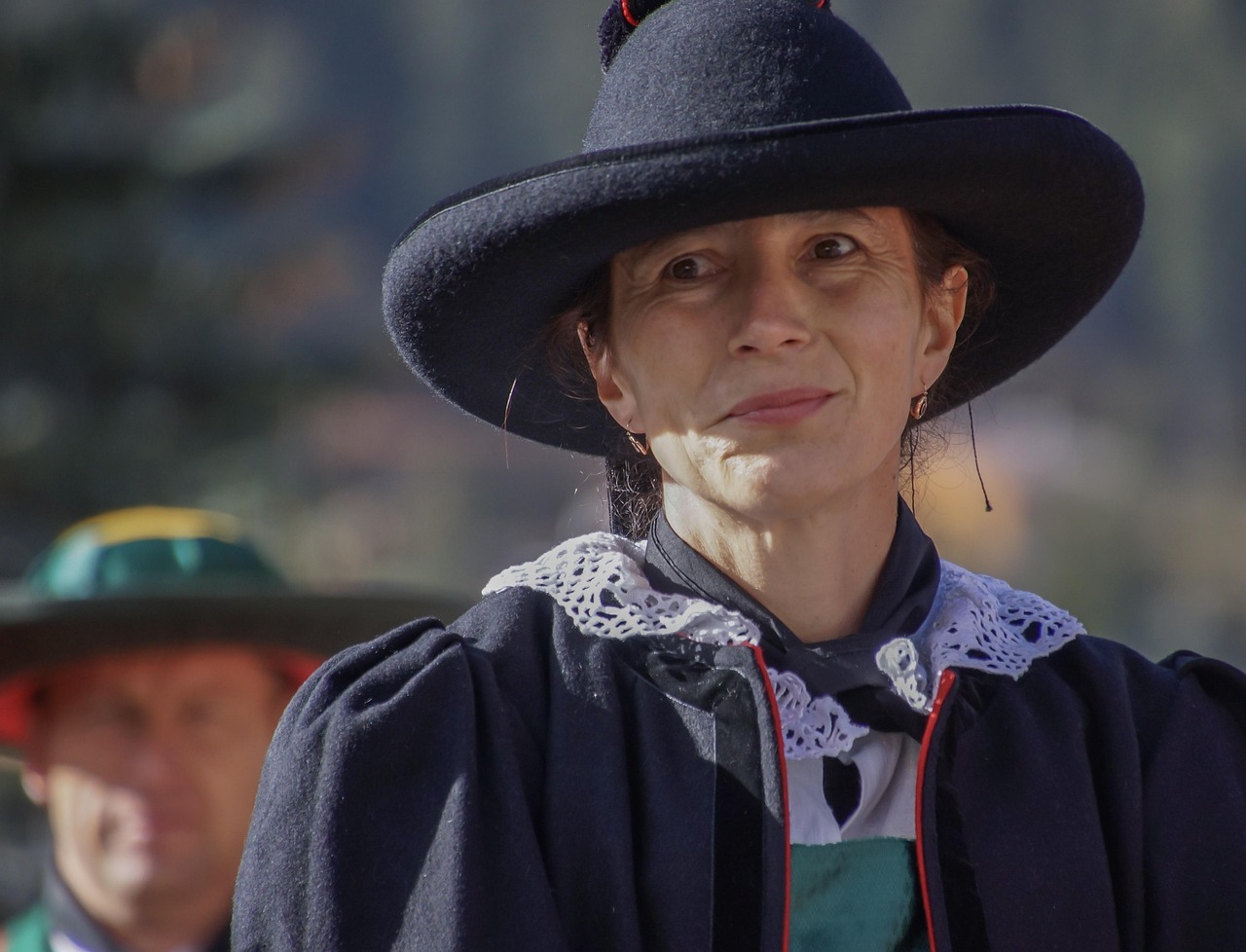 董竹君电视剧,传奇女性的影像再现之旅