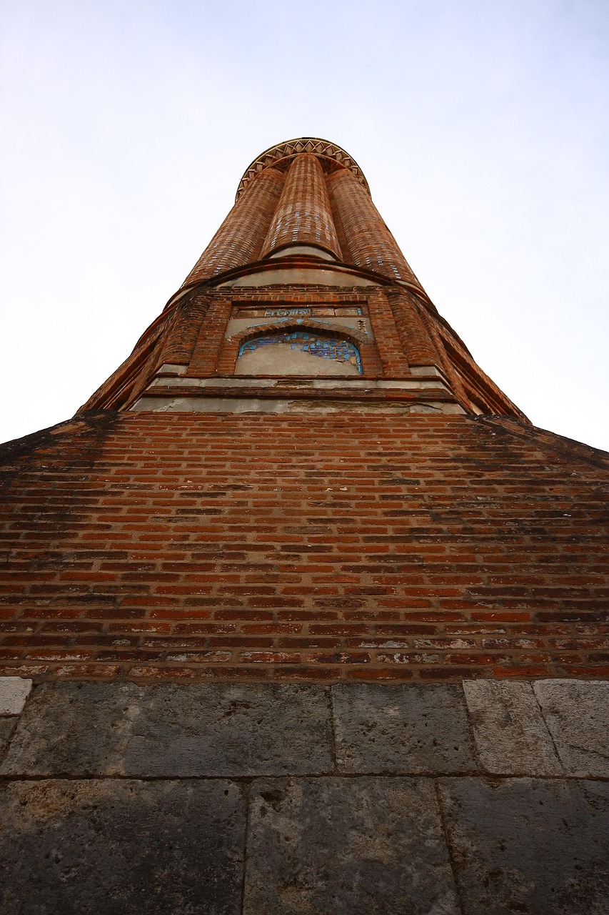 汉起资讯速递,探索科技前沿,洞悉行业动态