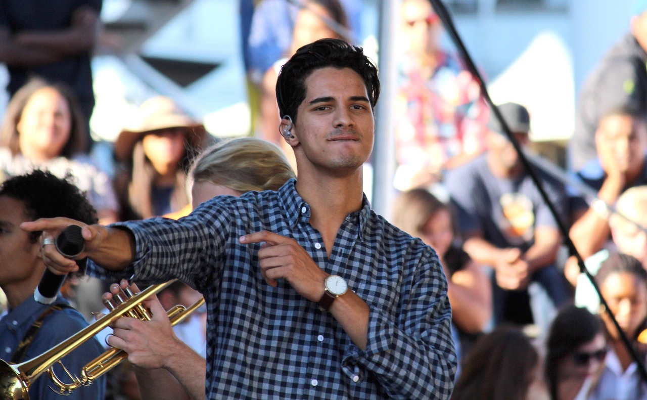 探索明星光环背后的成功轨迹,明星事业线揭秘