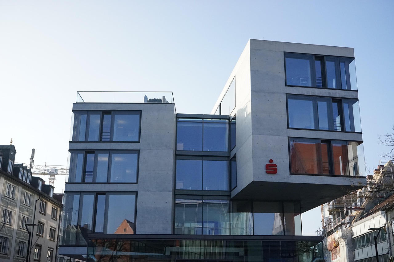 公证机构改革深化,提升服务质量,关注改革新动态