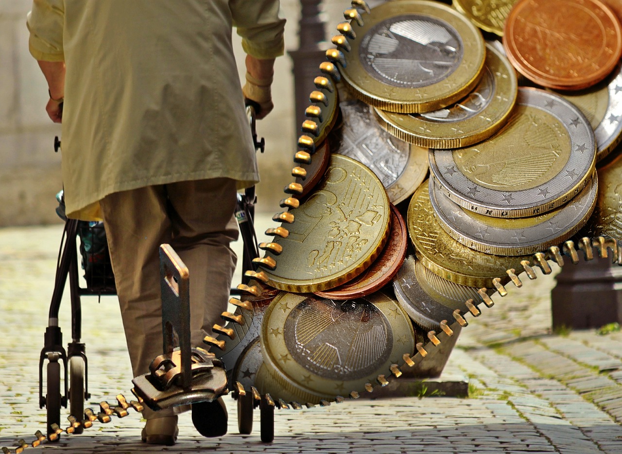 养老上市企业的崛起与挑战,面对未来的机遇与挑战