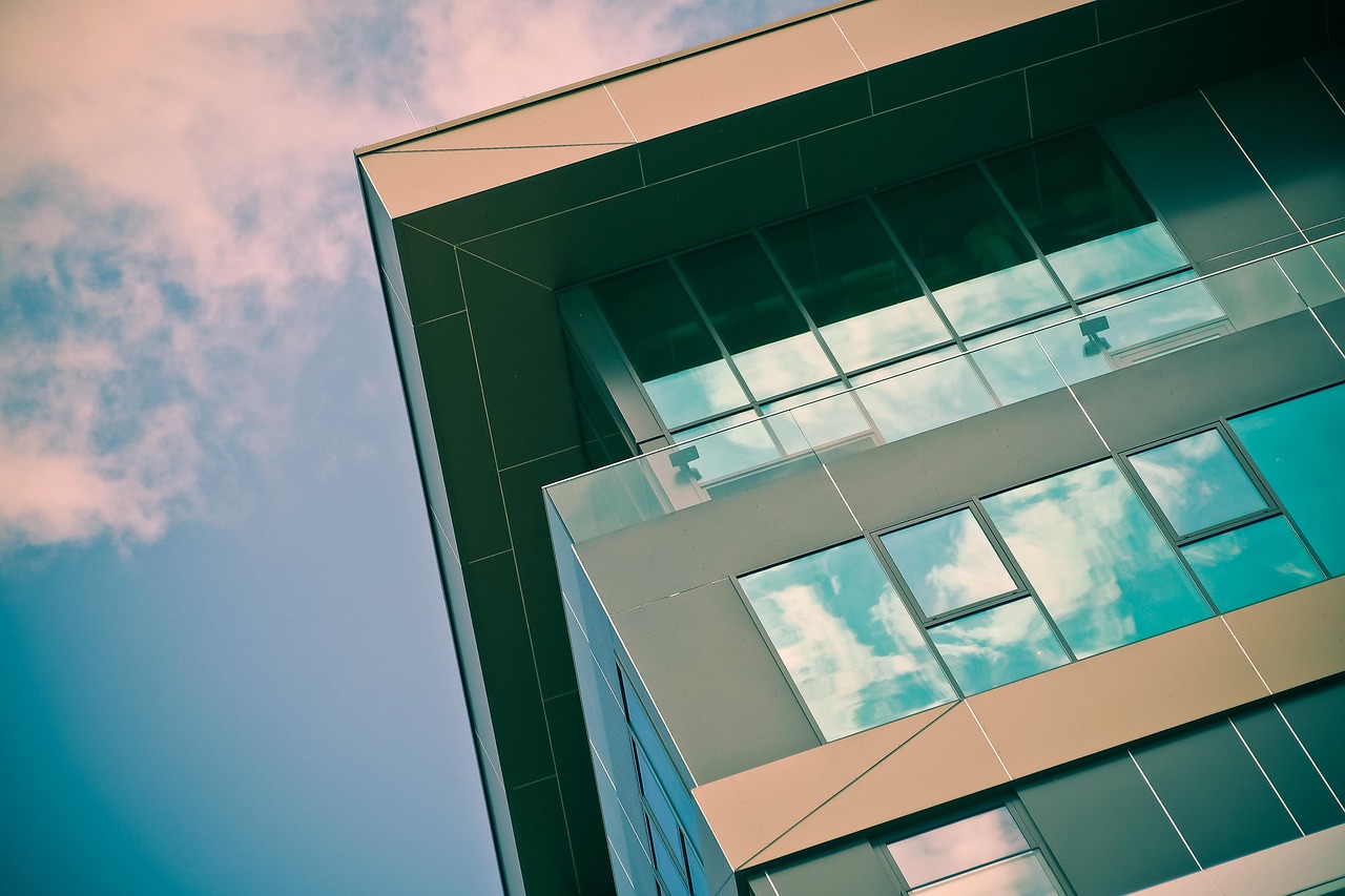 房市最新动态,市场走势、政策调控与未来展望分析