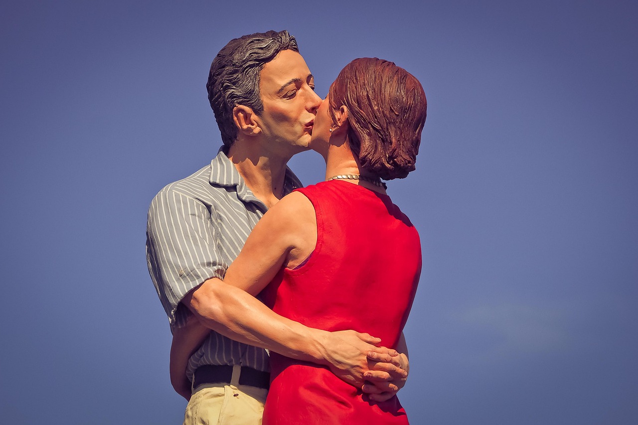 维多利亚最新街头时尚照,潮流新标杆的引领风采