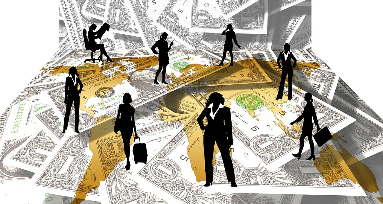 拔河比赛激烈对决,团队力量与策略的智慧展现