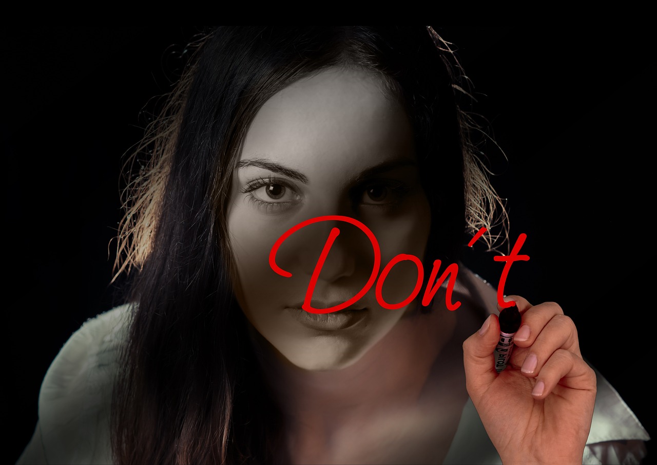 轻松掌握明星丸子头扎法,时尚造型技巧大揭秘!