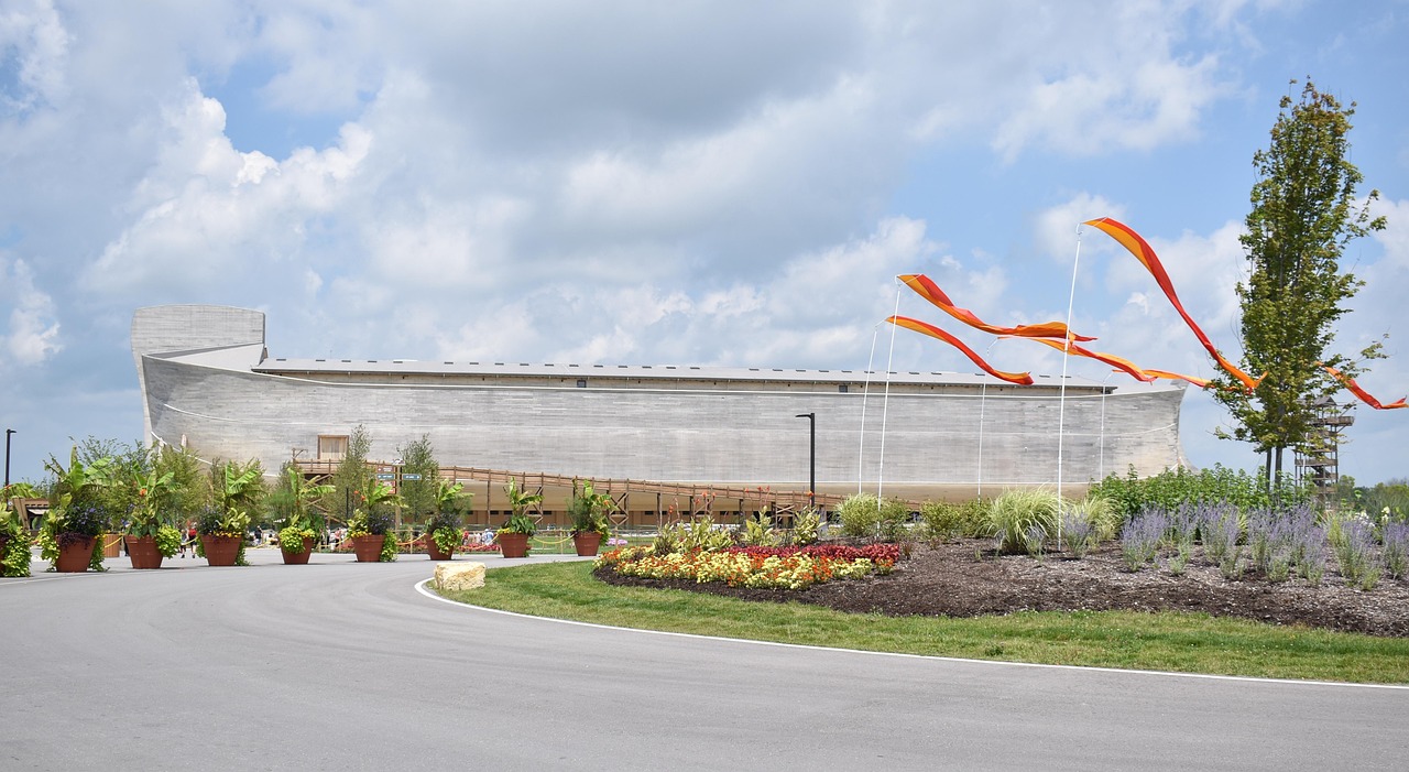 华讯方舟股份有限公司引领行业创新,持续拓展市场版图,最新动态一览无余。