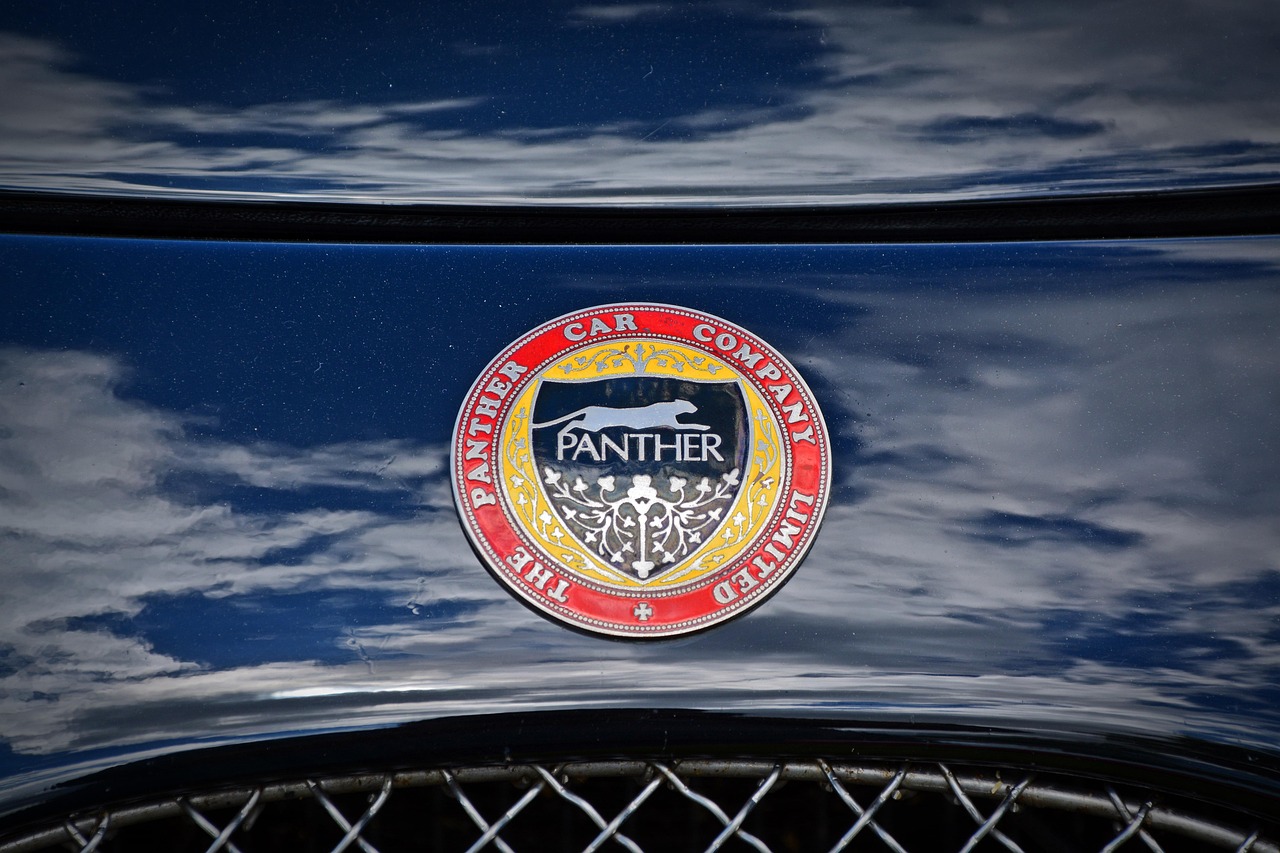 奥迪最新车标重塑豪华品牌标识魅力