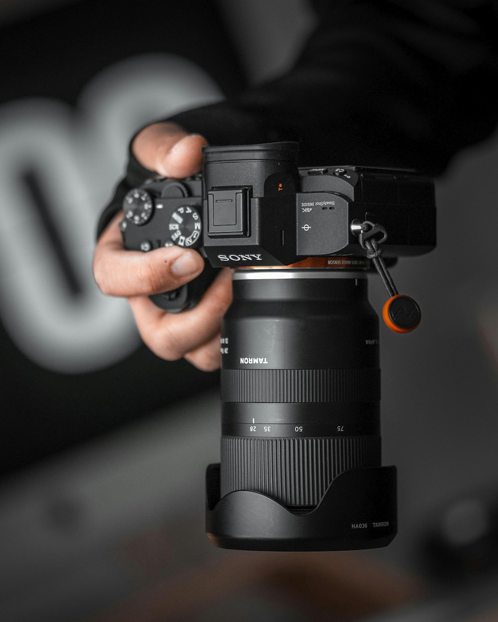 索尼A7R III上市计划及全新旗舰相机的未来展望