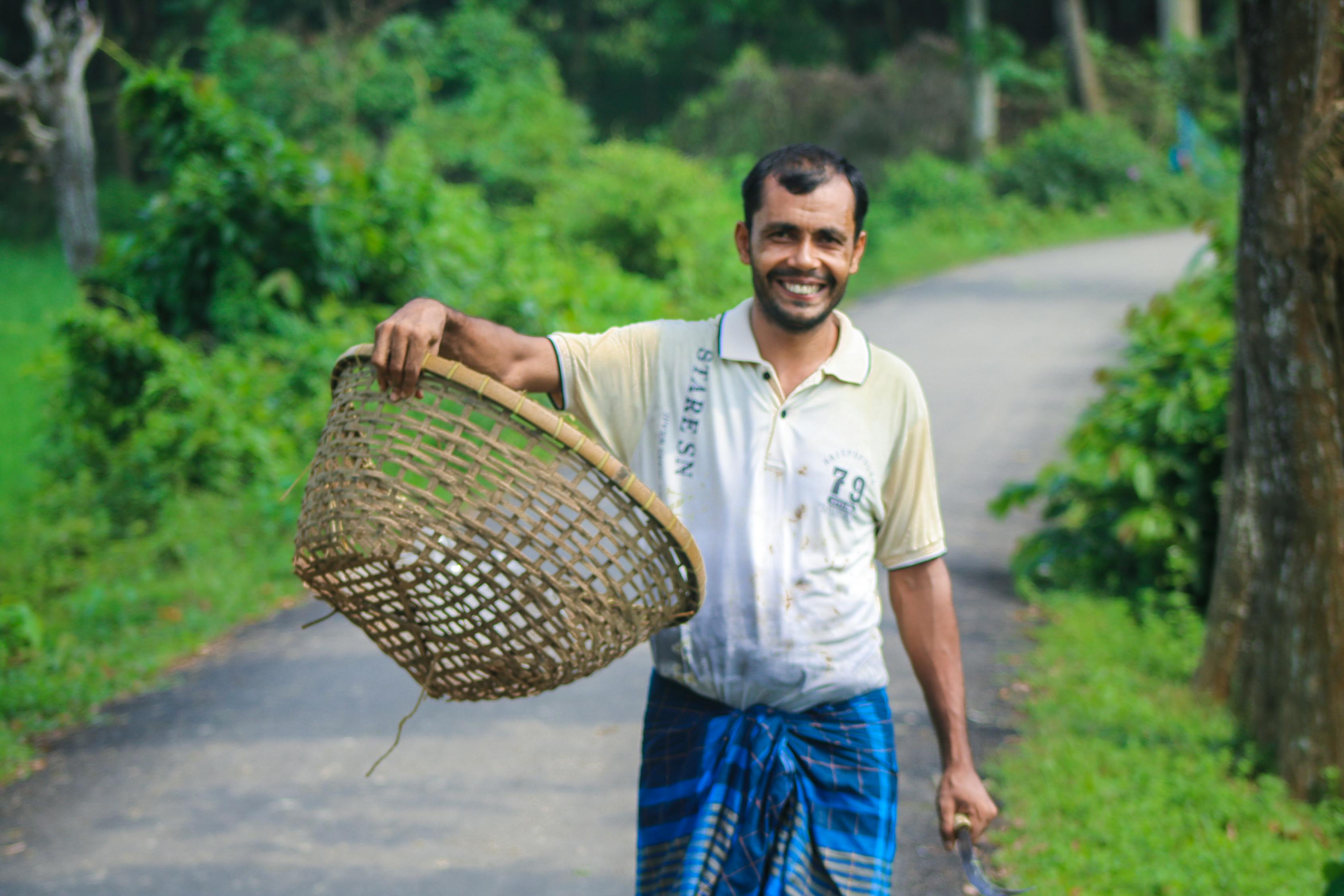 倪萍多元魅力艺术之旅,最新动态壁纸展现风采
