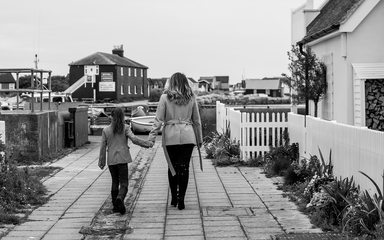 小别离电视剧,家庭、成长与离别的交织