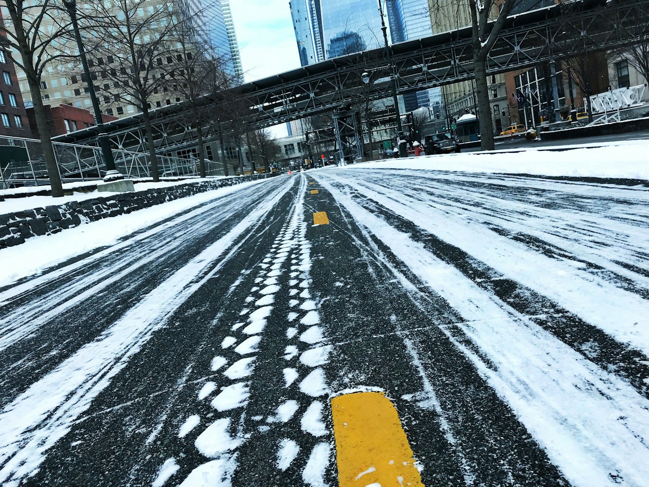 上市金融公司的崛起与挑战,探索金融市场的机遇与挑战之路