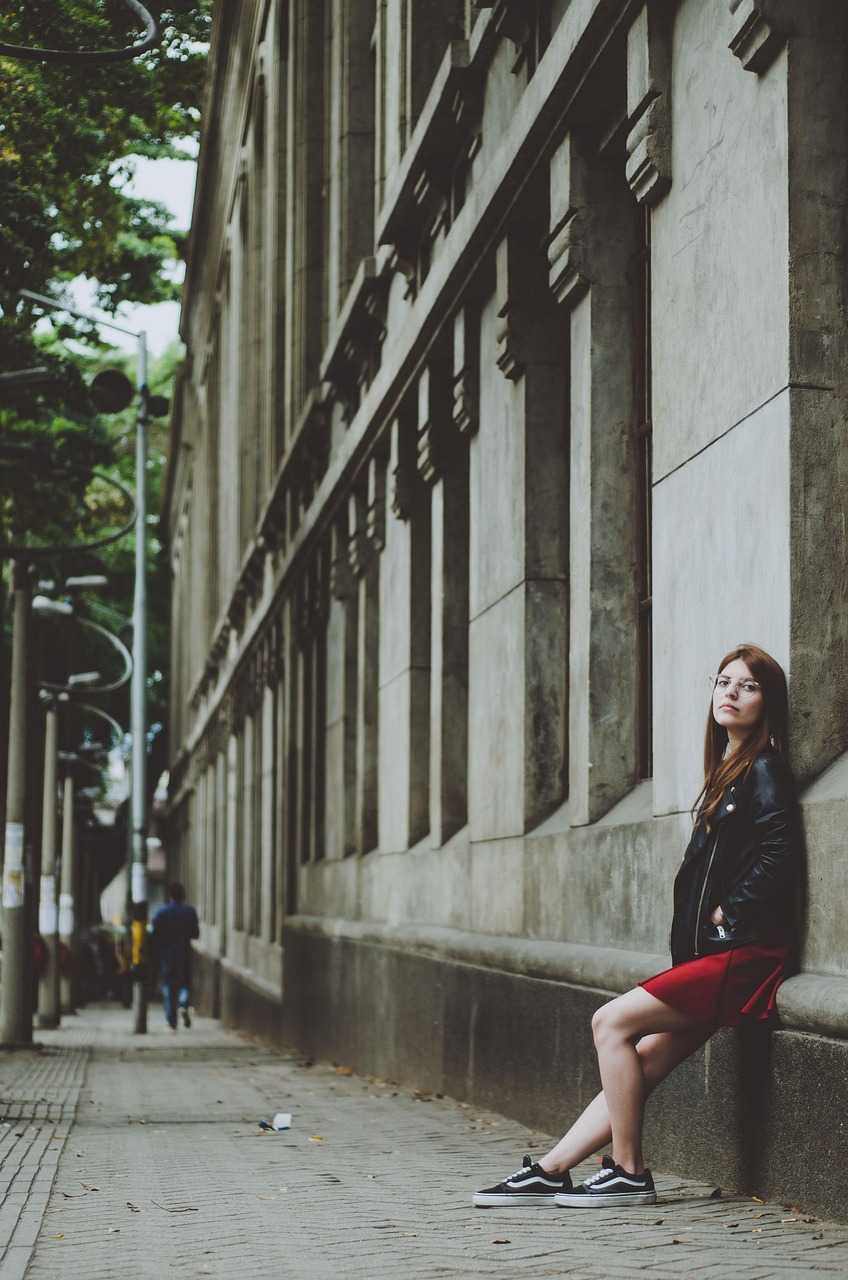 夜玫瑰新篇章,都市生活的独特魅力绽放