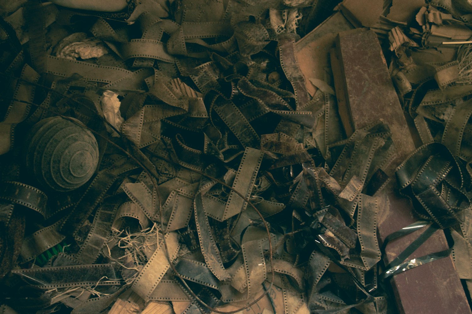 电影胶片,历史的记忆与艺术的承载者