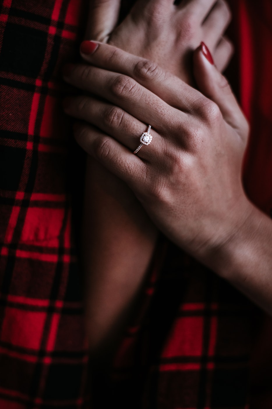 契约婚姻电视剧,现代情感探索之旅