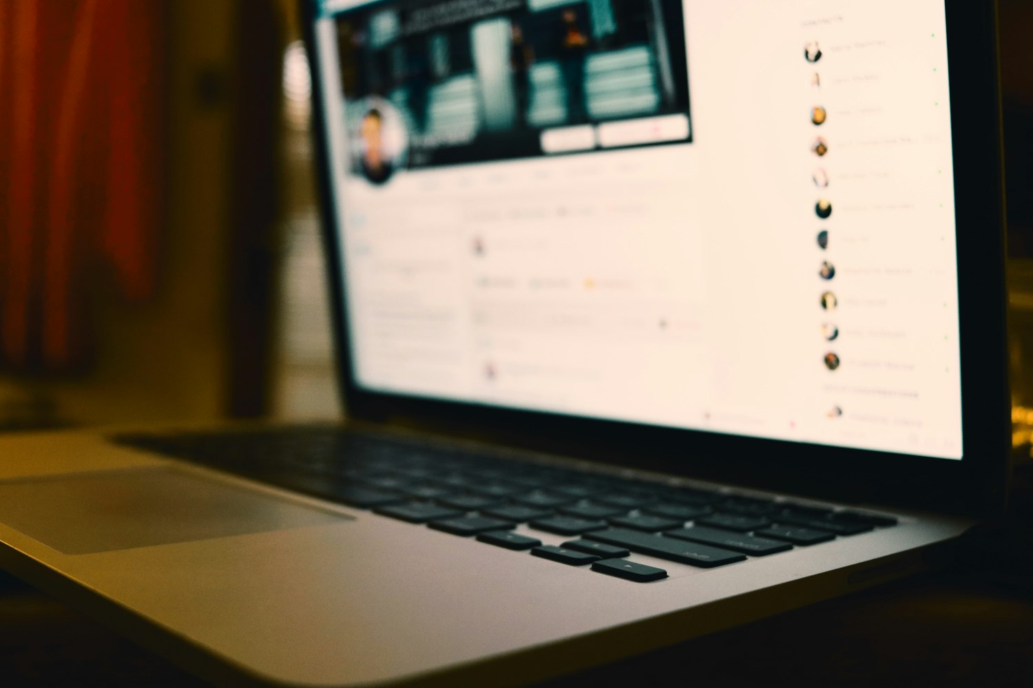 最新笔记本配置与价格概览