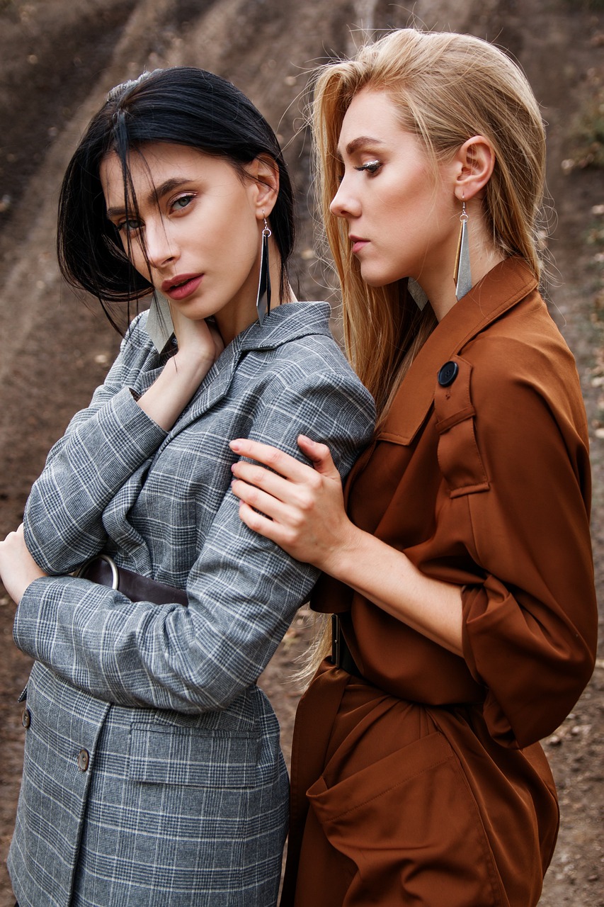 最新女装时尚搭配,引领潮流的穿搭灵感与趋势分析