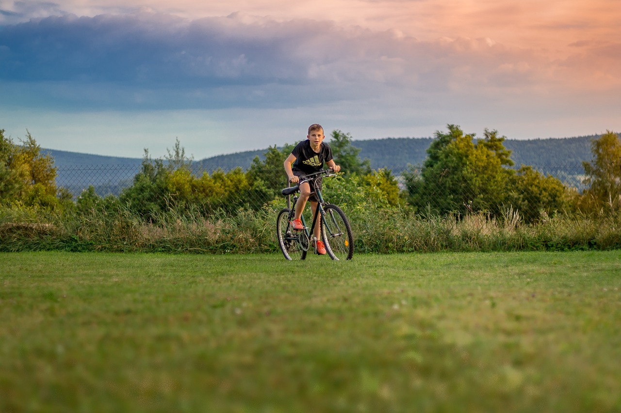 摩拜单车四月优惠活动,骑行春天的绿色盛宴