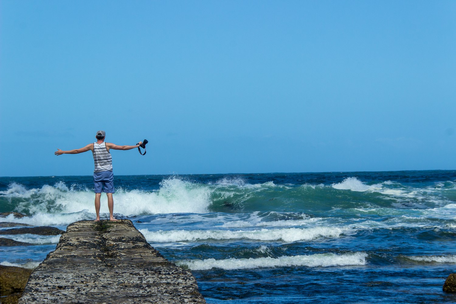 裴春亮最新动态,持续引领行业前沿,展现多元化发展路径新篇章