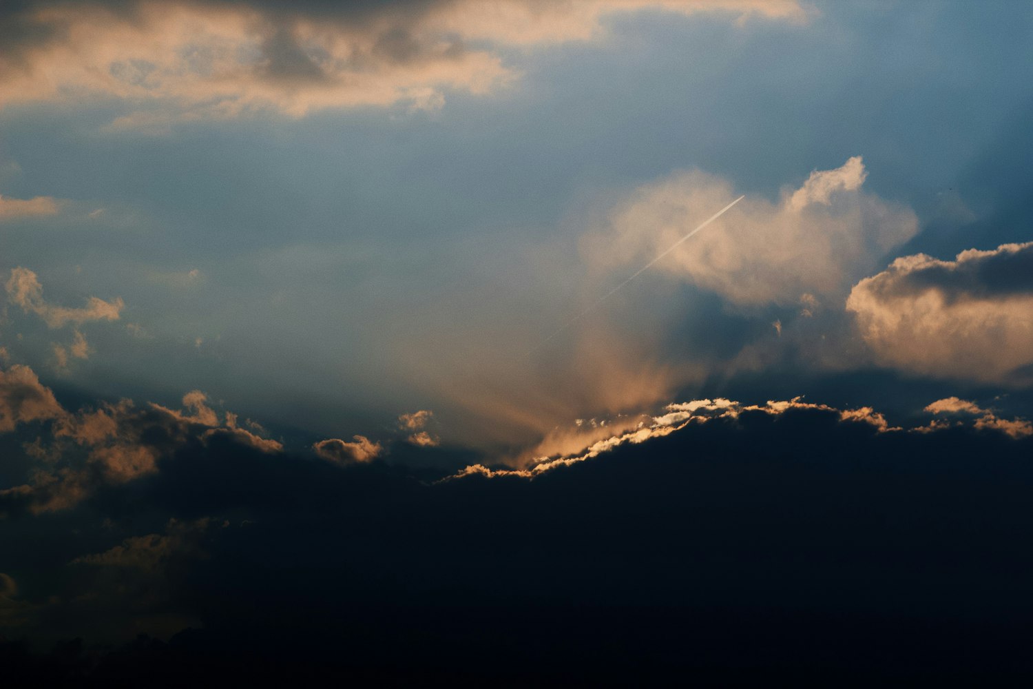 五菱之光最新报价及微客市场新动态全面解读