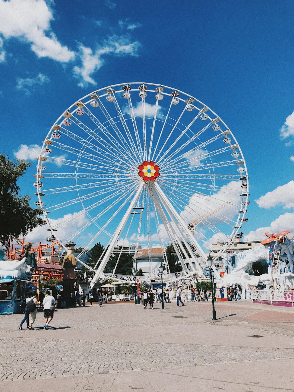 探索前沿科技与生活方式的融合,最新一期特辑 2017年