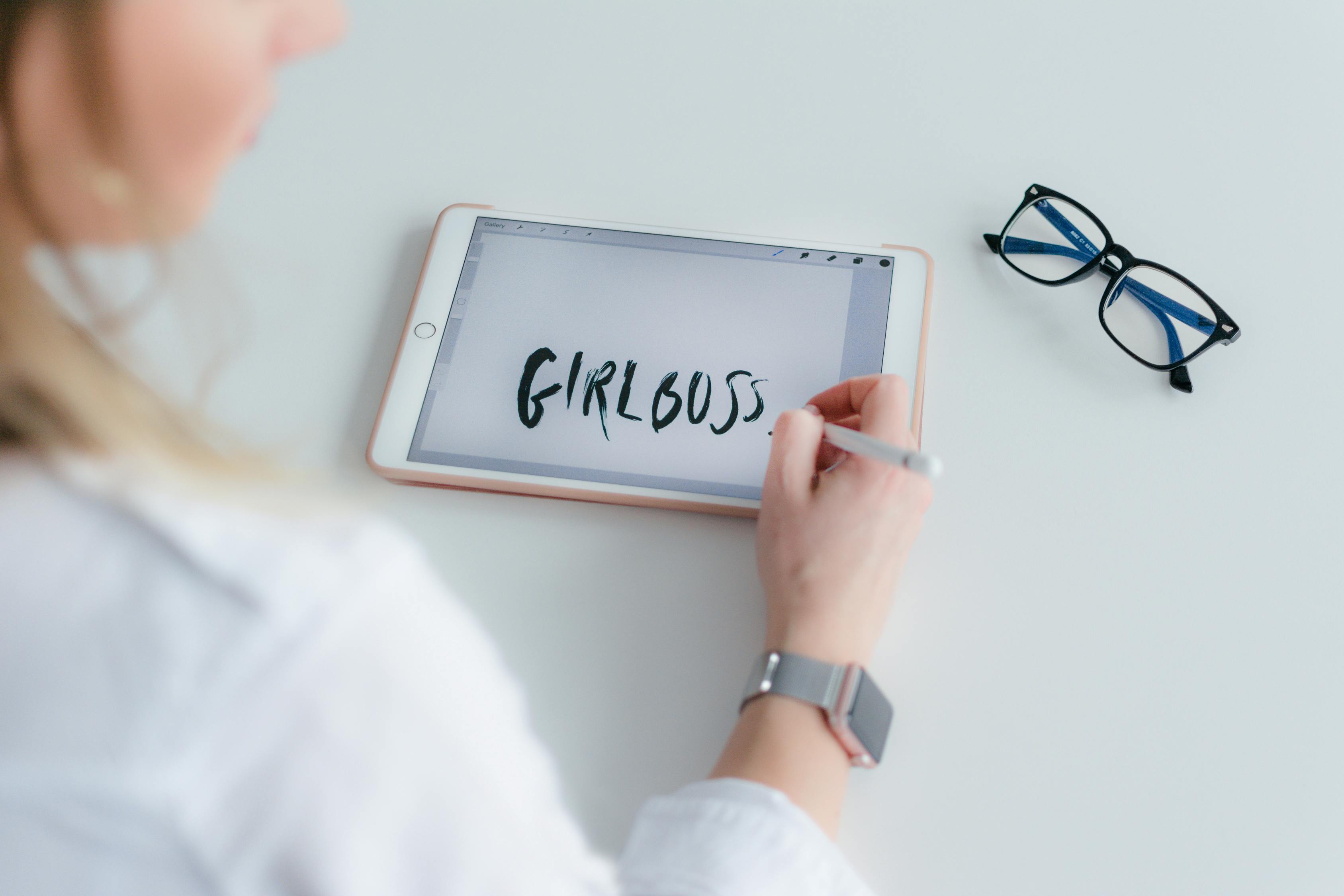 全面解析脸部吸脂价格,深入了解脸部吸脂费用