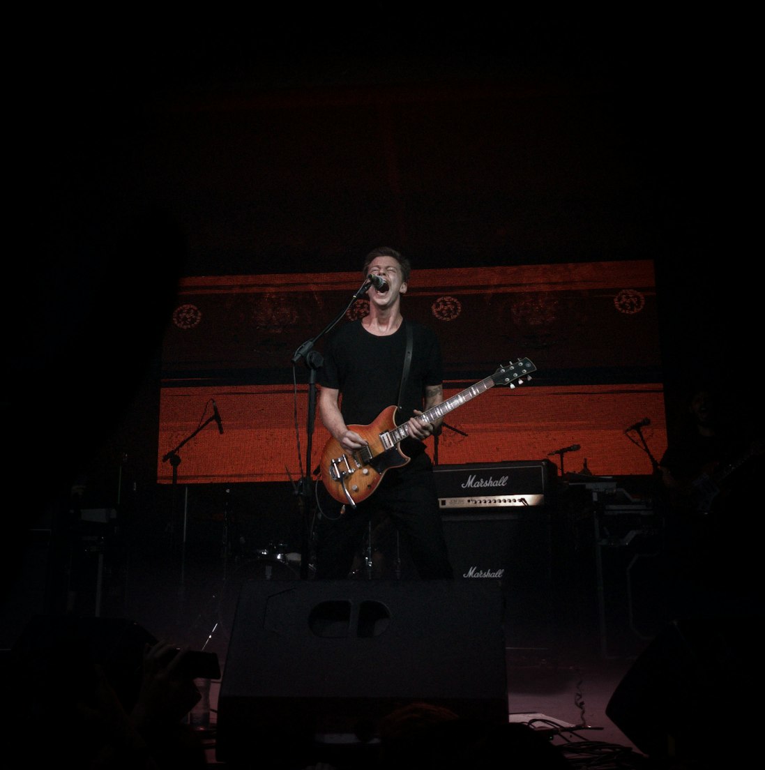 祁隆近期写真揭秘，音乐才子背后的故事探索