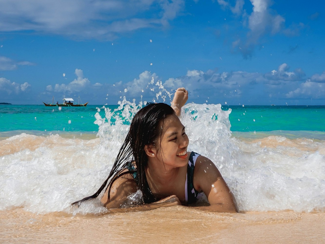 片山萌美最新写真，探索日本偶像独特魅力的魅力之旅