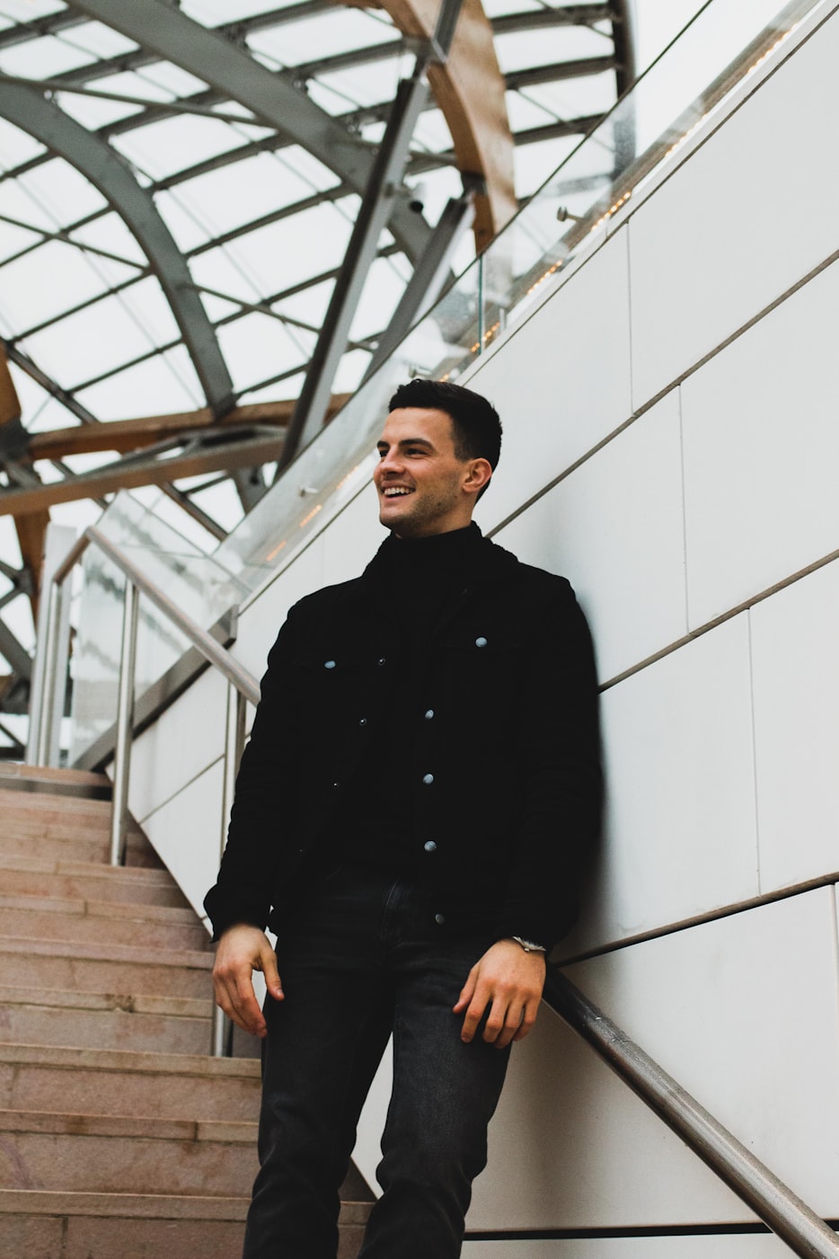 时尚男士着装指南，打造个人风格与品位的艺术指南