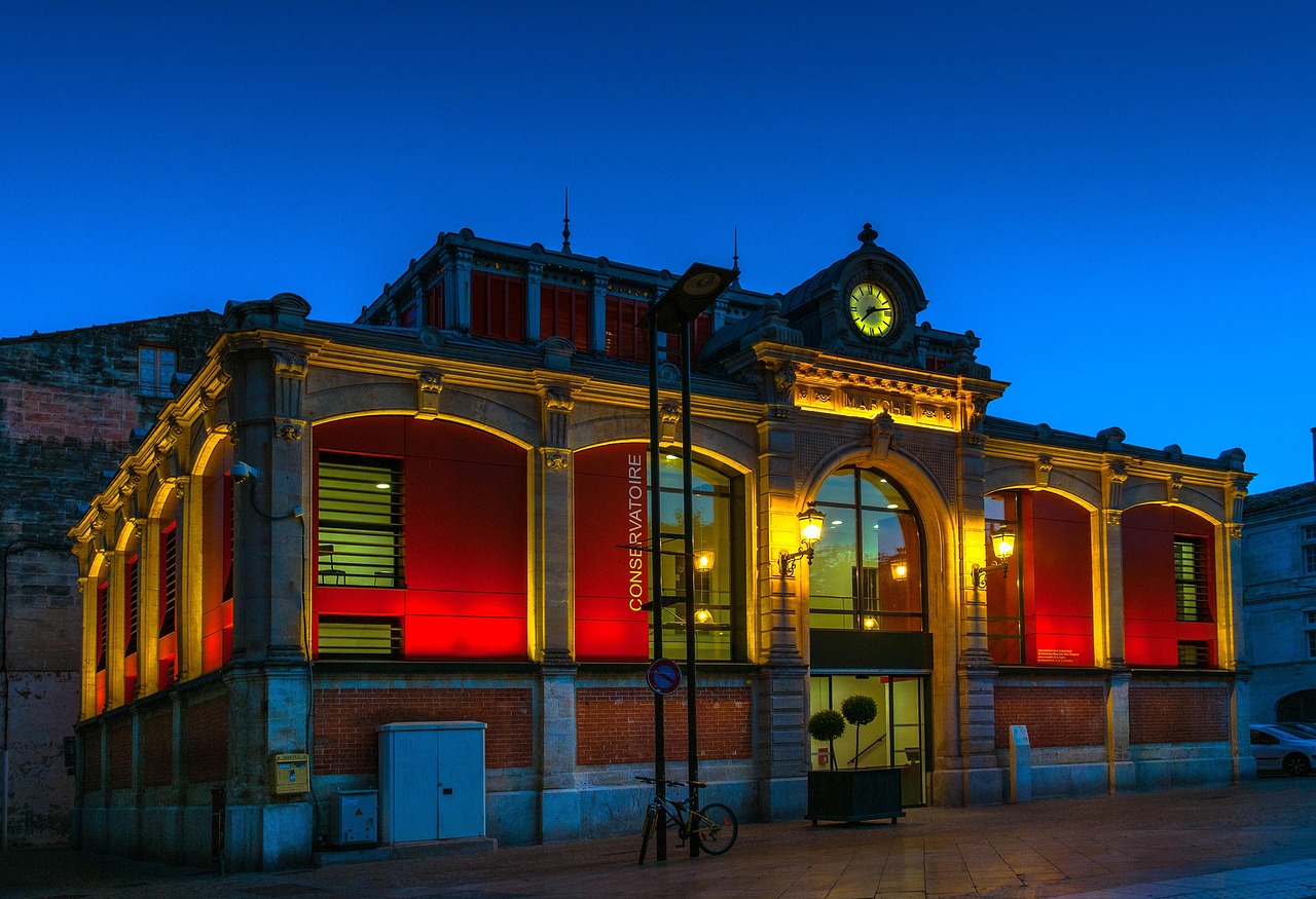 布油实时行情分析与展望，最新动态及市场预测