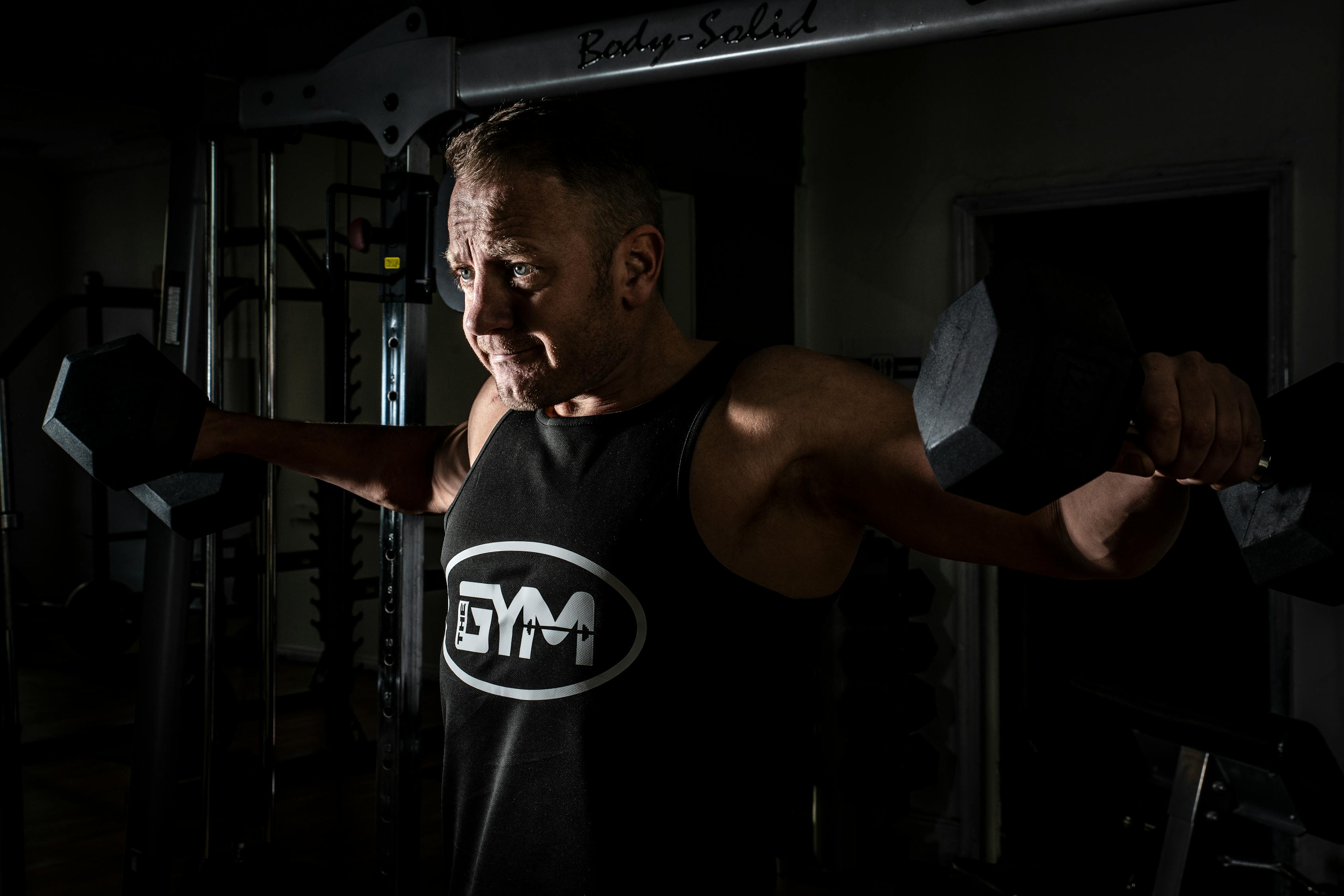 健美赛场上的力量挑战,展现自我与力量的绝美对决