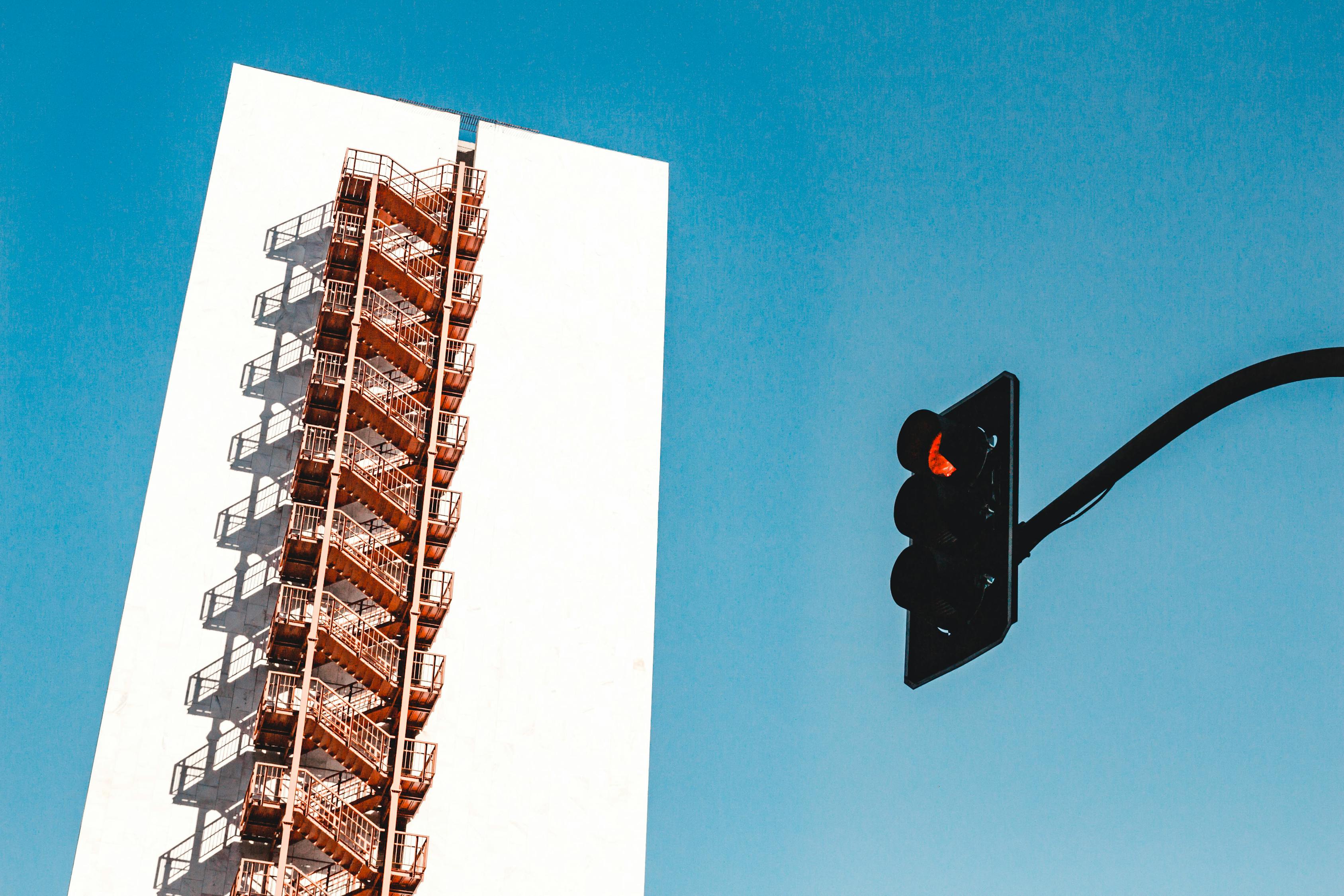 余杭最新交通信号灯位置，影响及其实时更新动态