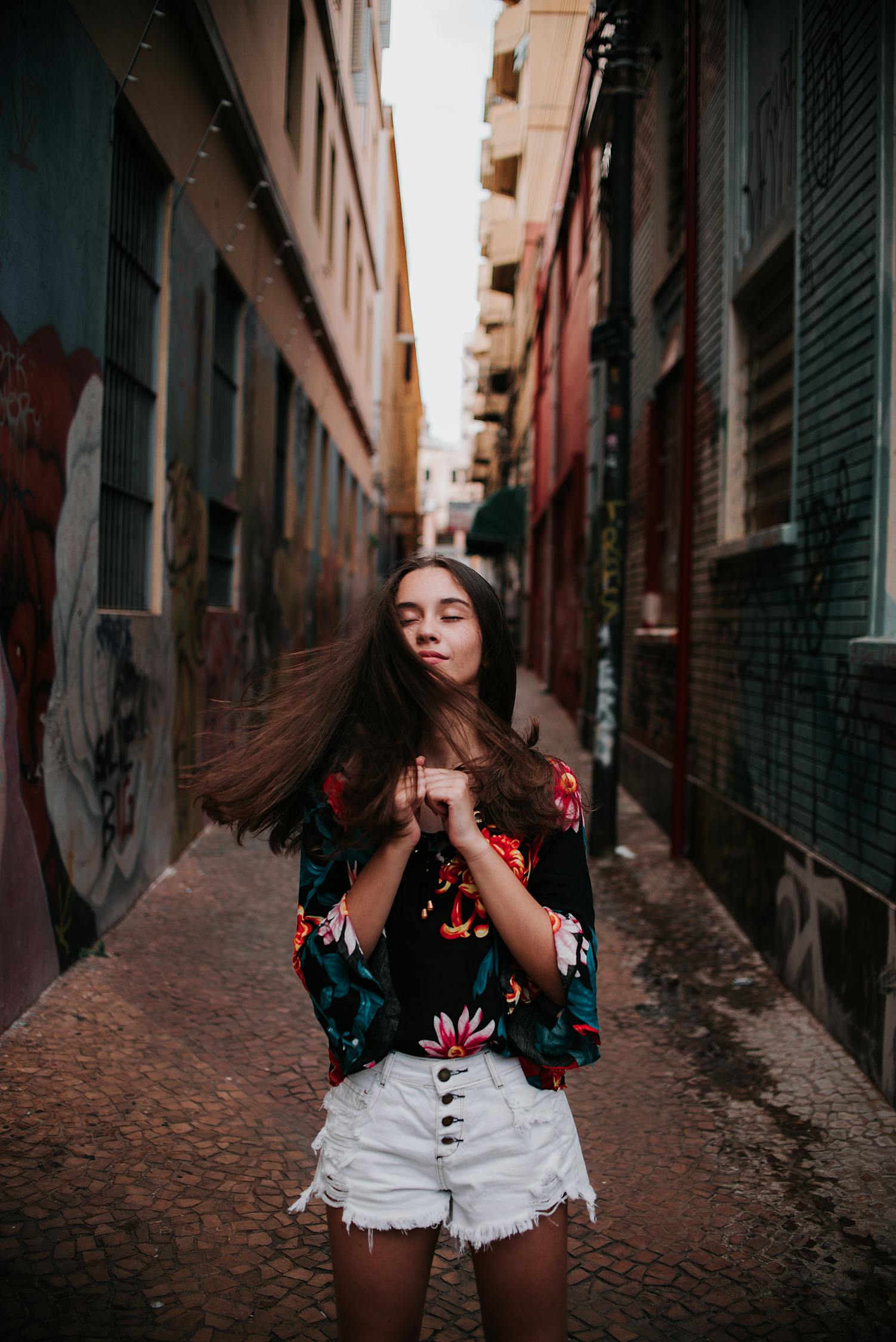 女演员的跨界人生，从演艺圈到出家之路的抉择